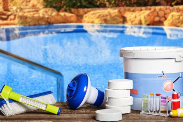 Regional and Seasonal Factors Affecting Pool Cleaning Costs