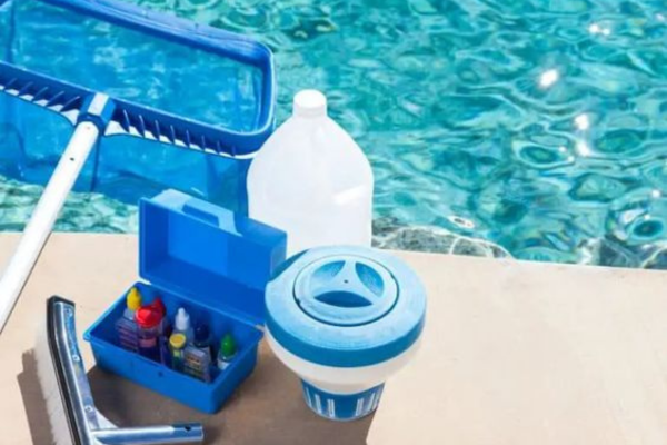 Service Types and Pricing Structures for Pool Cleaning