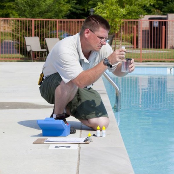 Professional Pool Maintenance