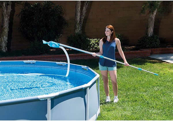 How do you choose the right cleaner for your pool Size and Type?