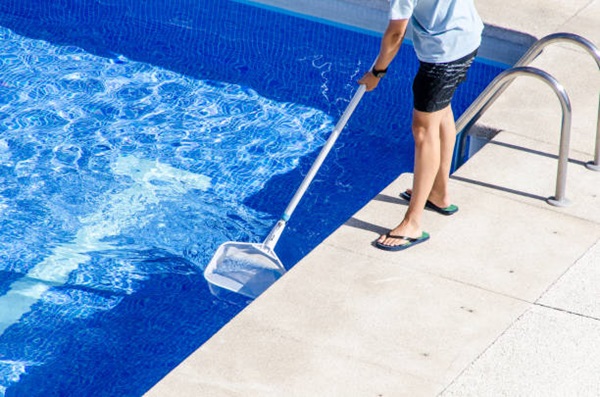 Start a Pool Cleaning Business From Scratch