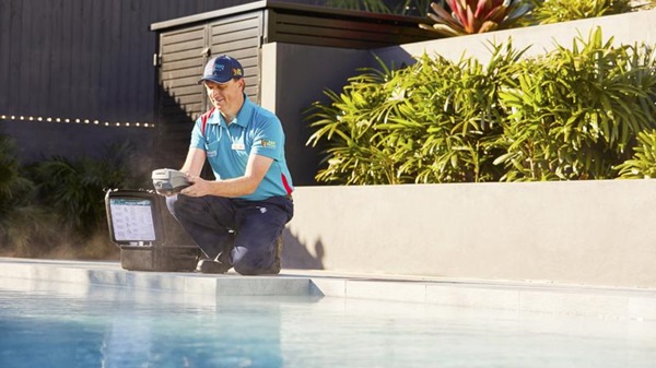 What to Look for in Local Pool Service Providers?