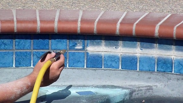 The Science Behind Effective Pool Tile Cleaning